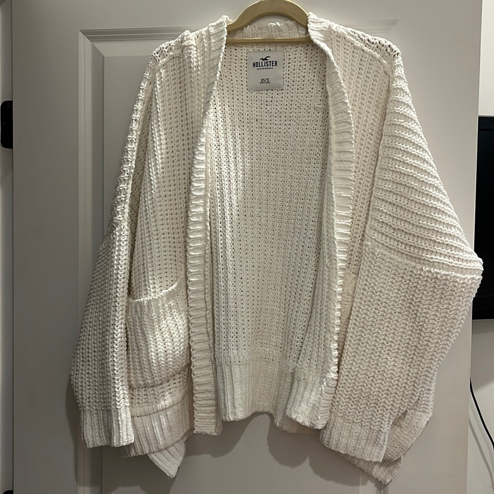 Hollister Chunky Winter Cardigan